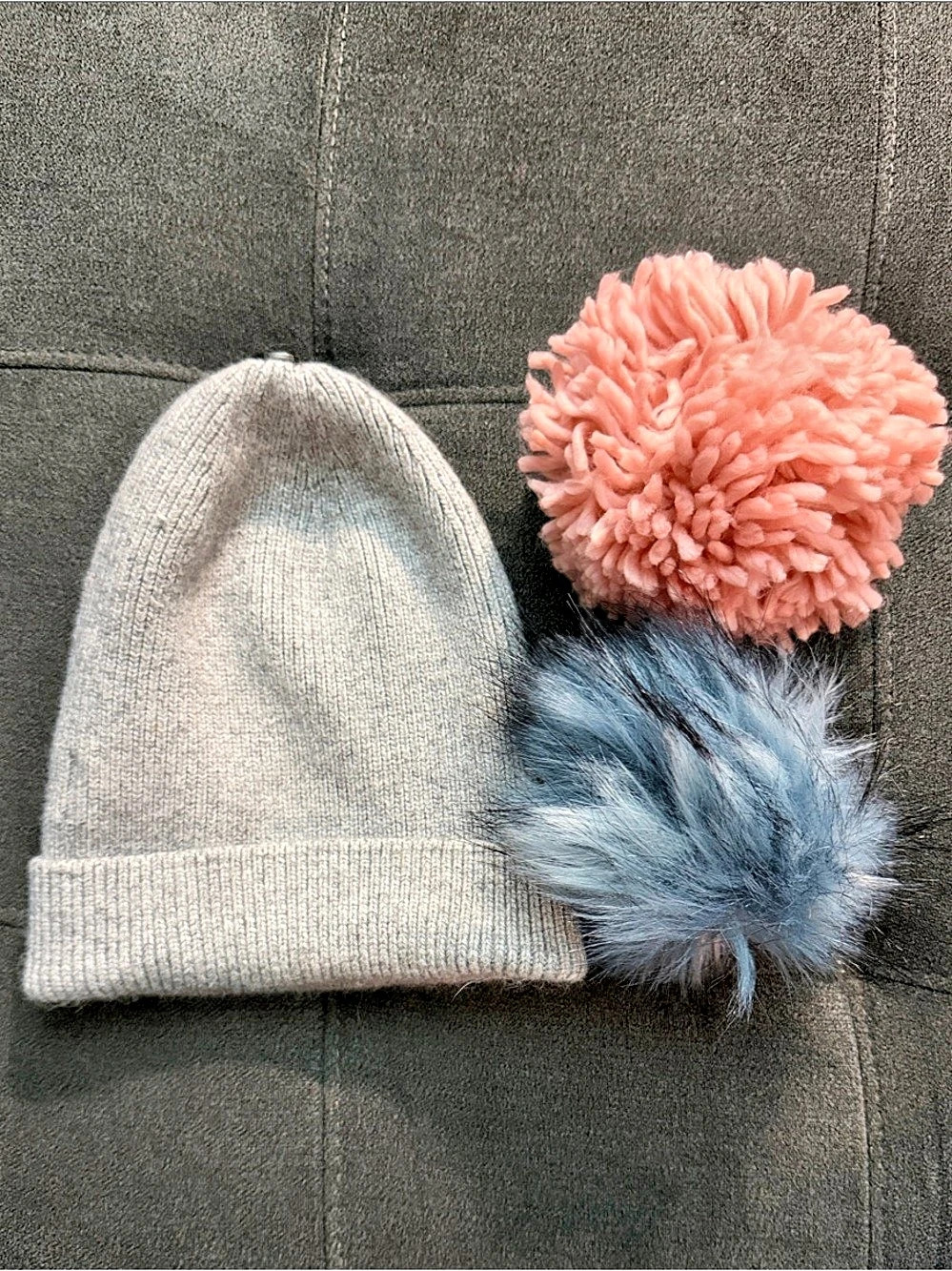 Anthropologie Pick-A-Pom Beanie with Interchangeable Pom Poms Gray & Pink